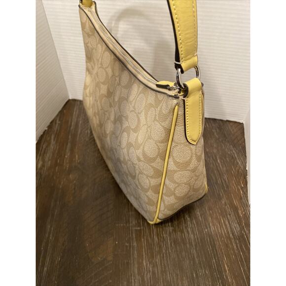 COACH Beige Yellow Signature Zip Shoulder Bag F29209 Canvas - Picture 12 of 15